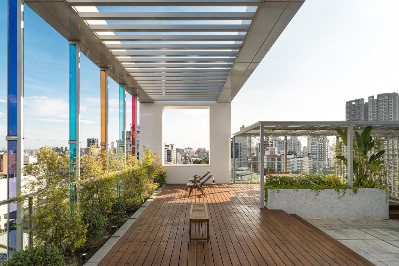 1Li7E Hotel Taichung Exterior photo